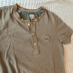 Diesel tshirt lightly used